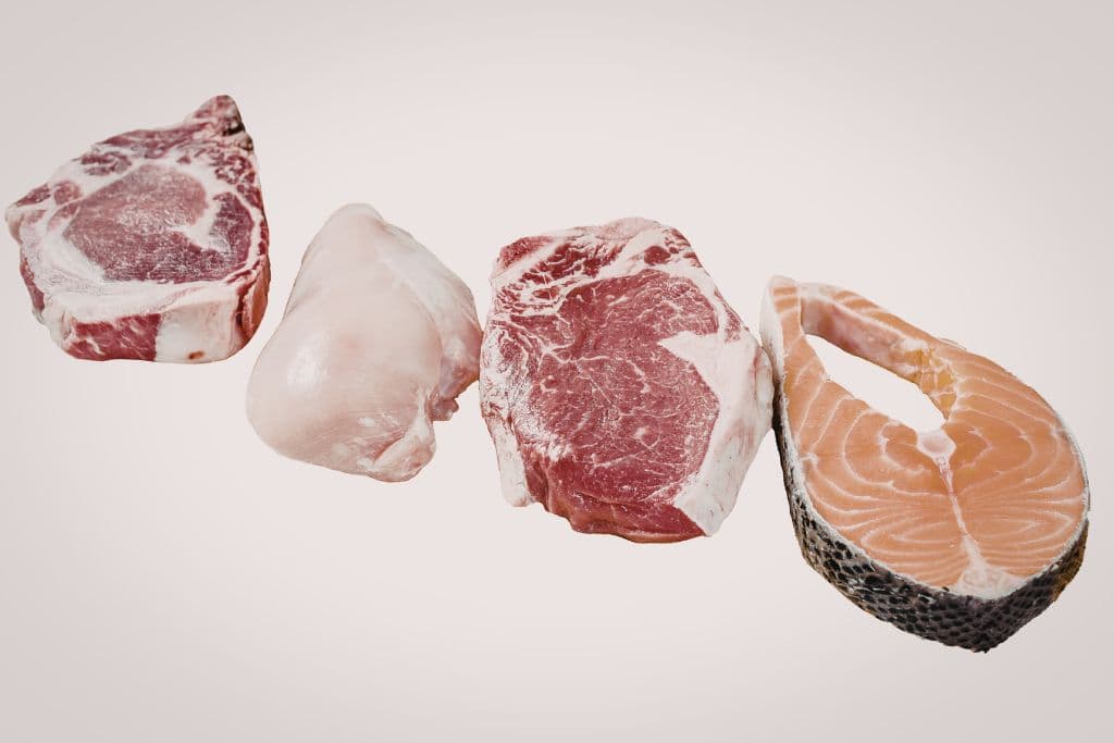 تعرّف على كيفية تخزين اللحوم والدواجن بشكل آمن في المنزل مع أسواق العثيم